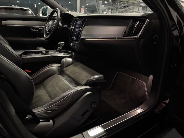 VOLVO V90 usata, con Servosterzo