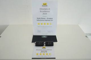 LAND ROVER Range Rover Velar usata, con Fari LED