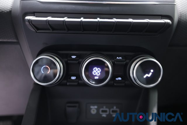 RENAULT Clio usata, con Isofix