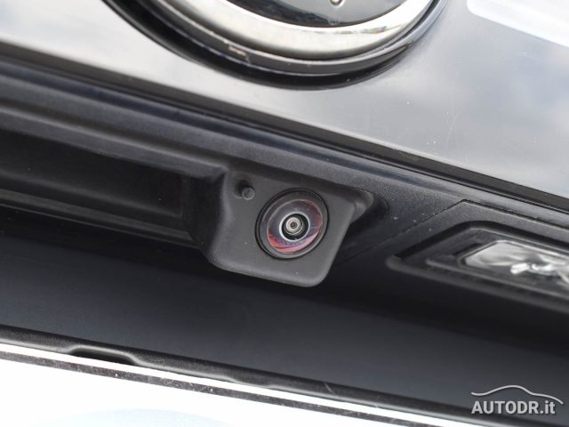 VOLKSWAGEN Tiguan usata, con USB