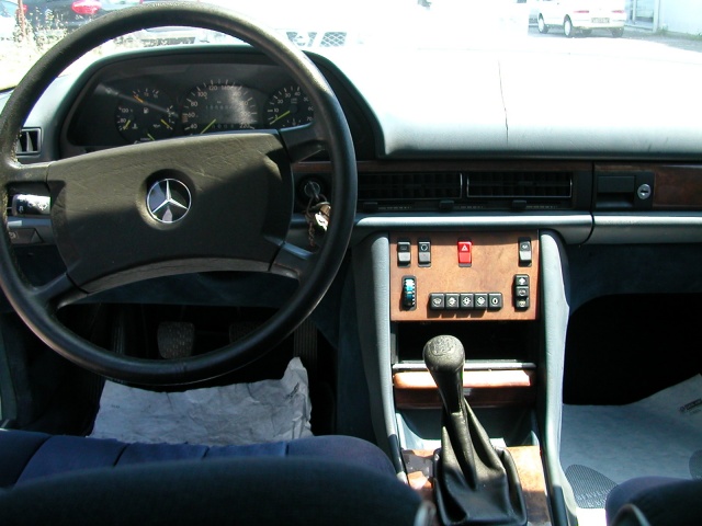 MERCEDES-BENZ 300 usata 6