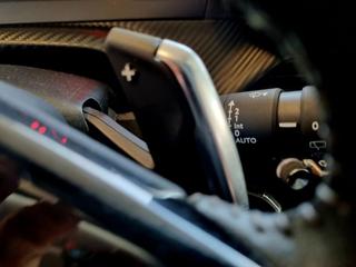 PEUGEOT 2008 usata, con Touch screen