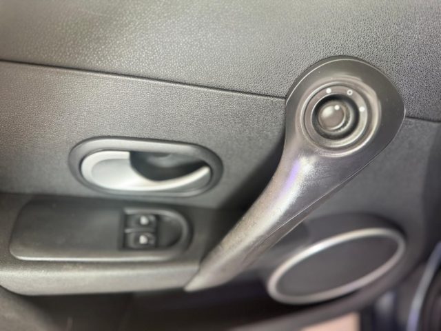RENAULT Clio usata 12