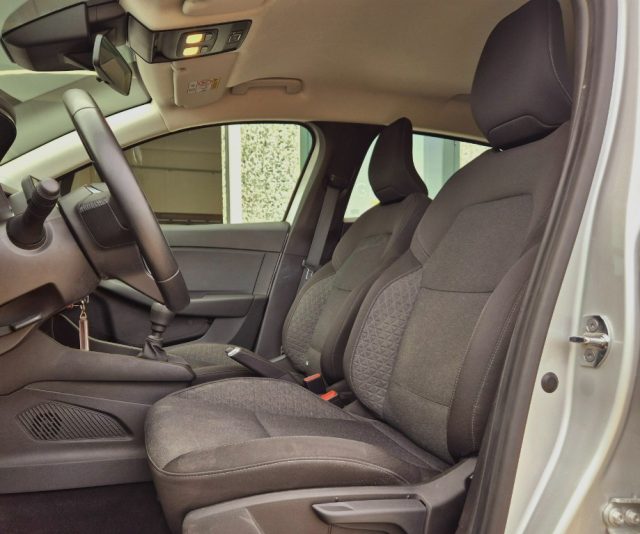 RENAULT Clio usata, con Controllo vocale