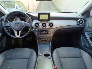 MERCEDES-BENZ GLA 200 usata, con Marmitta catalitica