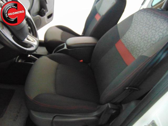 RENAULT Kangoo usata, con Autoradio