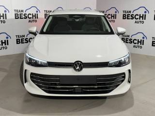 VOLKSWAGEN Passat Variant usata, con Airbag