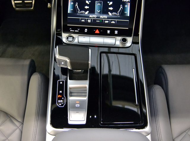 AUDI Q7 usata, con Controllo trazione