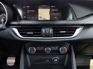 ALFA ROMEO Stelvio usata 7