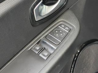 RENAULT Clio usata, con Touch screen