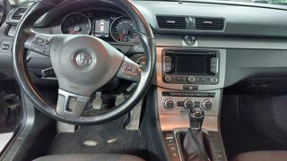 VOLKSWAGEN Passat usata, con Climatizzatore