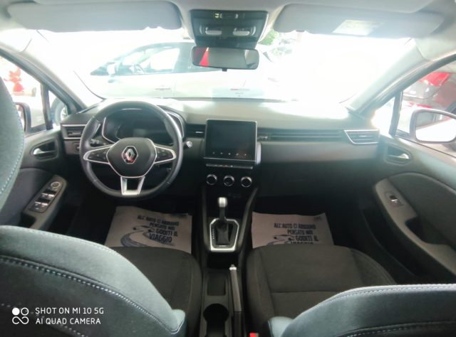 RENAULT Clio usata, con USB