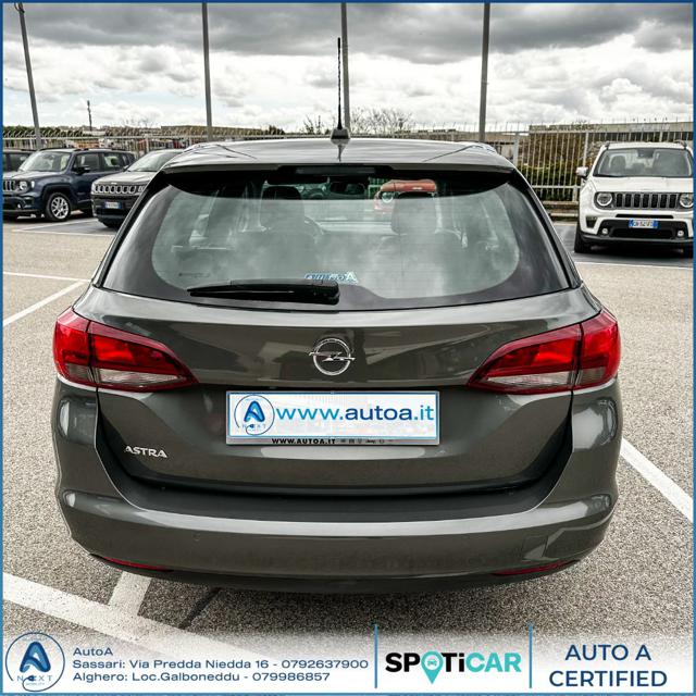 OPEL Astra usata, con Autoradio