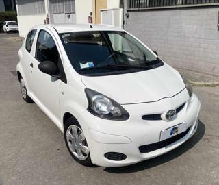 TOYOTA Aygo usata 2