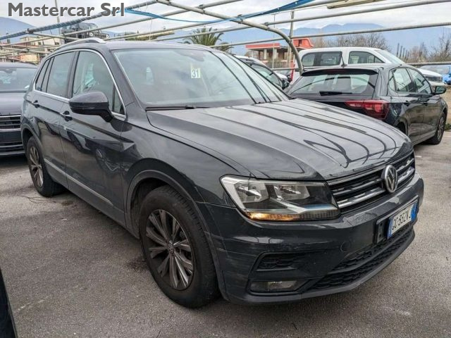 VOLKSWAGEN Tiguan usata, con Airbag laterali