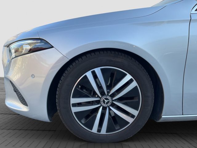 MERCEDES-BENZ A 180 usata 12