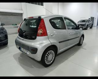 PEUGEOT 107 usata, con Airbag laterali