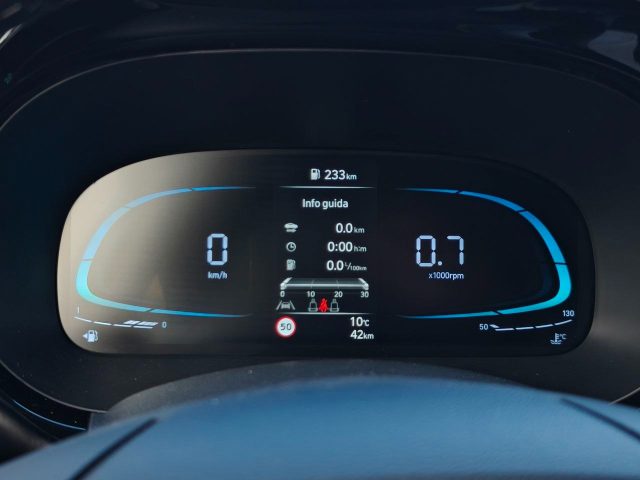 HYUNDAI i10 usata, con Volante multifunzione