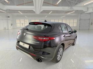 ALFA ROMEO Stelvio usata, con Fari Xenon