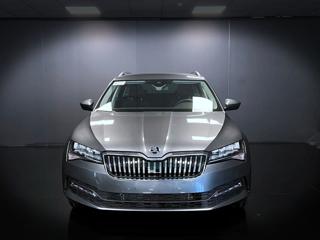 SKODA Superb usata, con Airbag