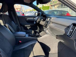 VOLVO XC40 usata, con Fendinebbia