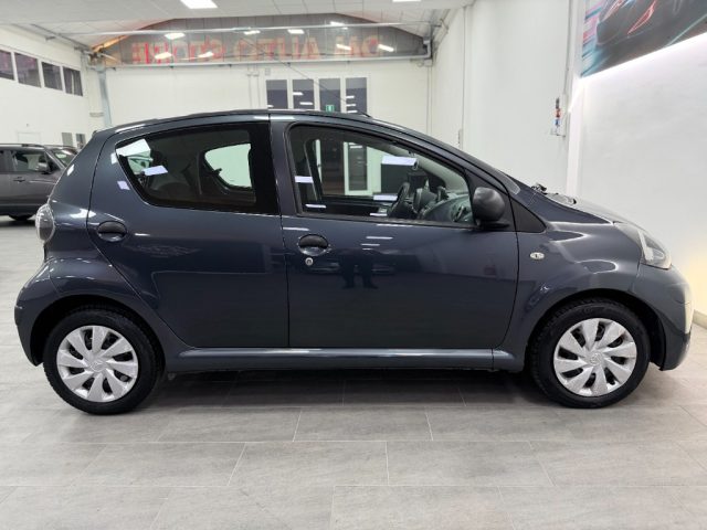 TOYOTA Aygo usata, con Alzacristalli elettrici