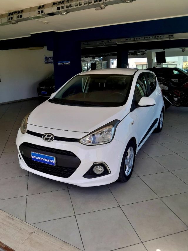 HYUNDAI i10 usata, con Airbag