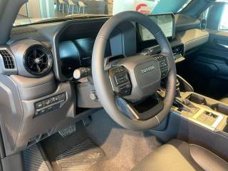 TOYOTA Land Cruiser usata, con Cerchi in lega