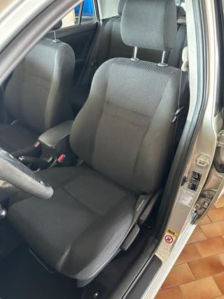 TOYOTA Corolla usata, con Airbag testa