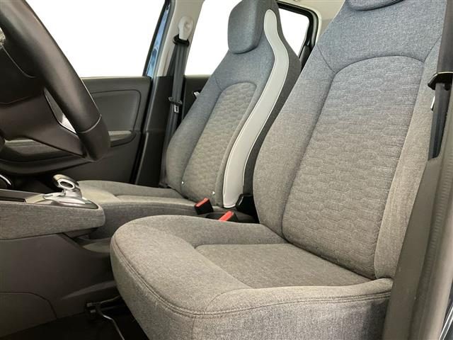 RENAULT ZOE usata, con Controllo automatico clima