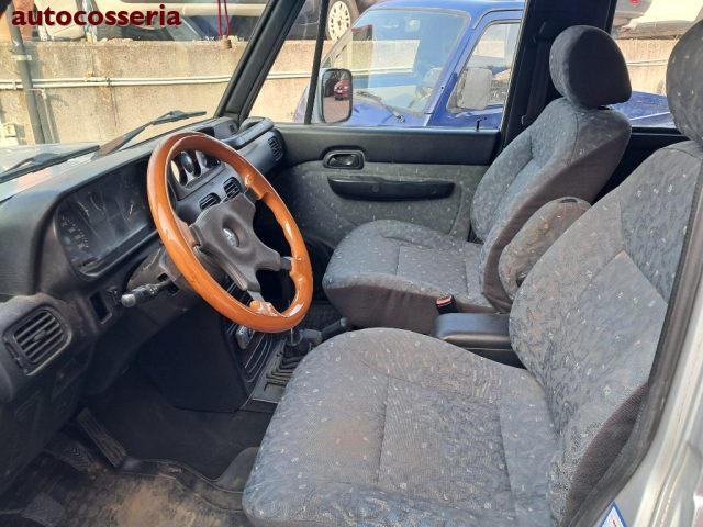 HYUNDAI Galloper usata, con Gancio traino