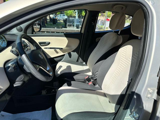 LANCIA Ypsilon usata, con Controllo trazione