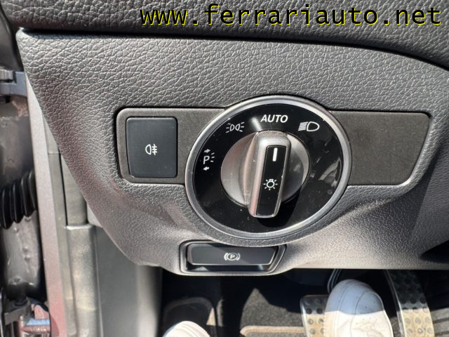 MERCEDES-BENZ CLA 200 usata, con Park Distance Control