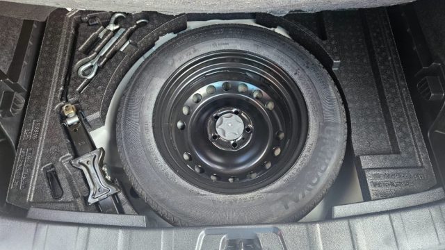 NISSAN Qashqai usata, con Controllo elettronico della corsia