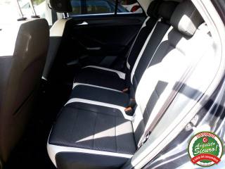 VOLKSWAGEN T-Roc usata, con Climatizzatore