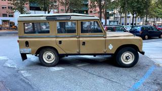 LAND ROVER Defender usata 4