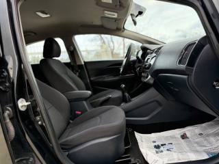 KIA Rio usata 21