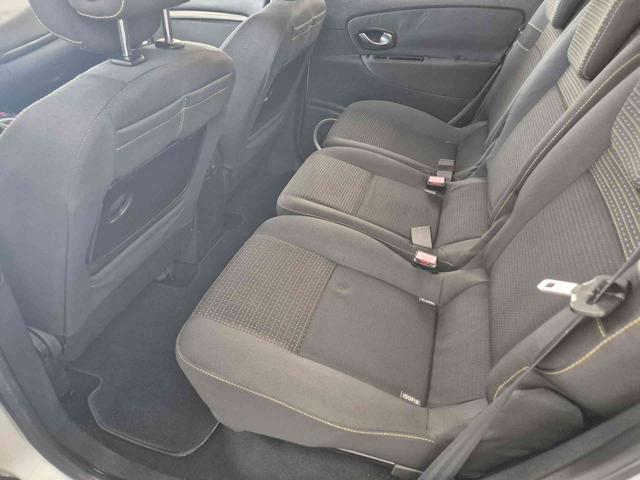RENAULT Scenic usata, con Sistema di navigazione