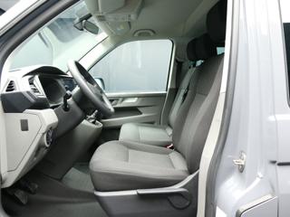 VOLKSWAGEN Caravelle usata, con USB