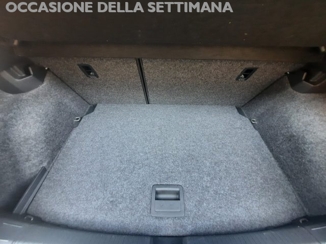VOLKSWAGEN Polo usata, con Autoradio