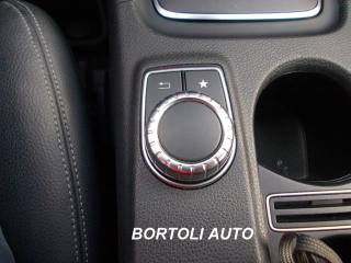 MERCEDES-BENZ GLA 200 usata, con Sensori di parcheggio anteriori