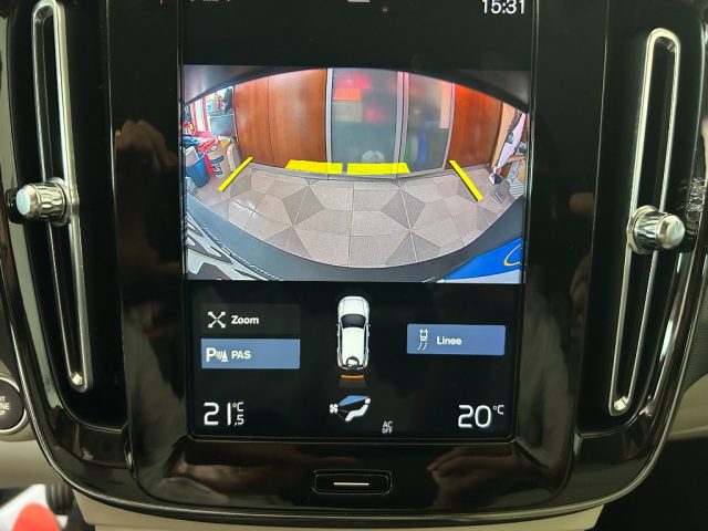 VOLVO XC40 usata, con USB