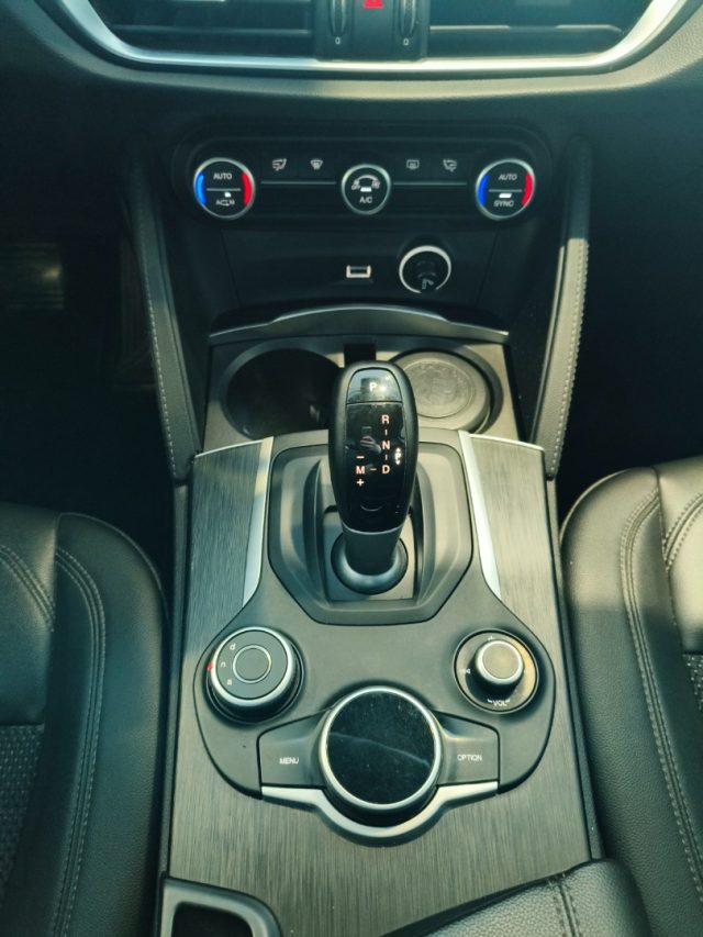 ALFA ROMEO Stelvio usata, con Chiusura centralizzata