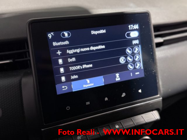 RENAULT Clio usata, con Touch screen