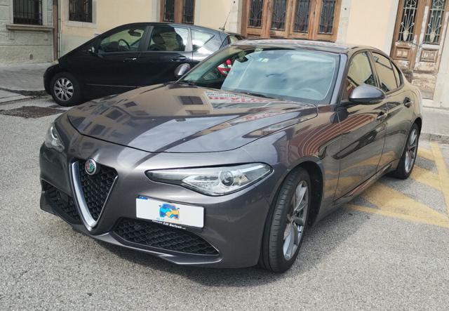 ALFA ROMEO Giulia usata, con Airbag