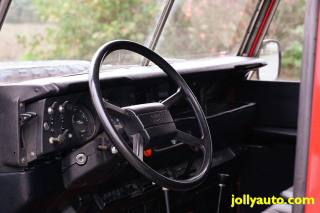LAND ROVER Defender usata 104
