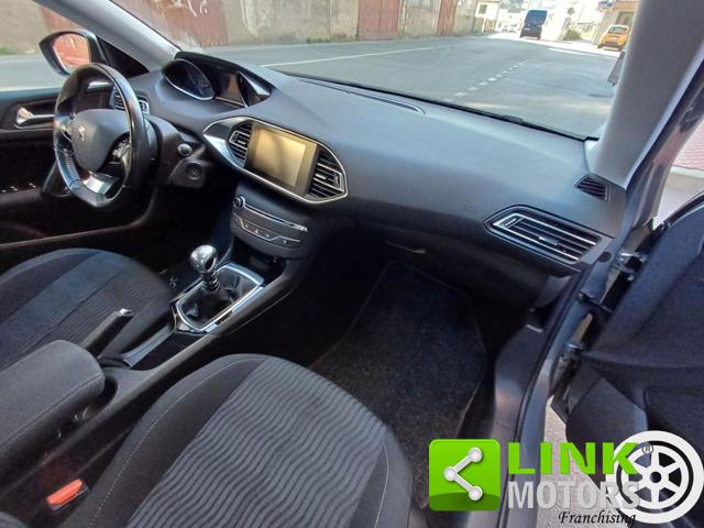 PEUGEOT 308 usata, con Cerchi in lega