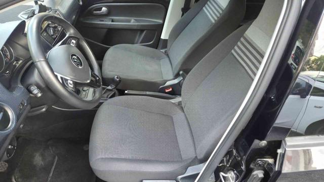 VOLKSWAGEN up! usata, con Boardcomputer