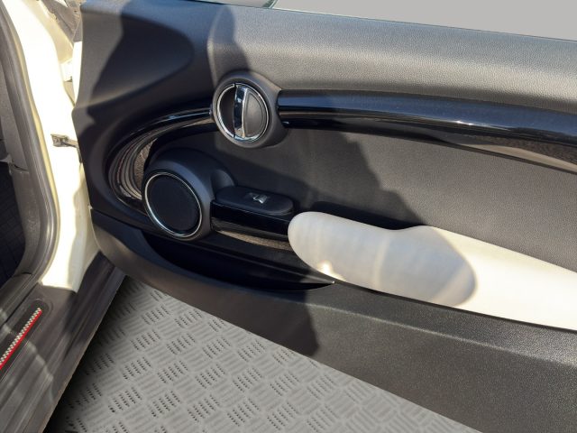 MINI Cooper D usata 19