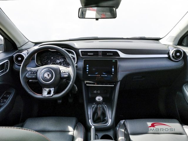 MG ZS usata 13